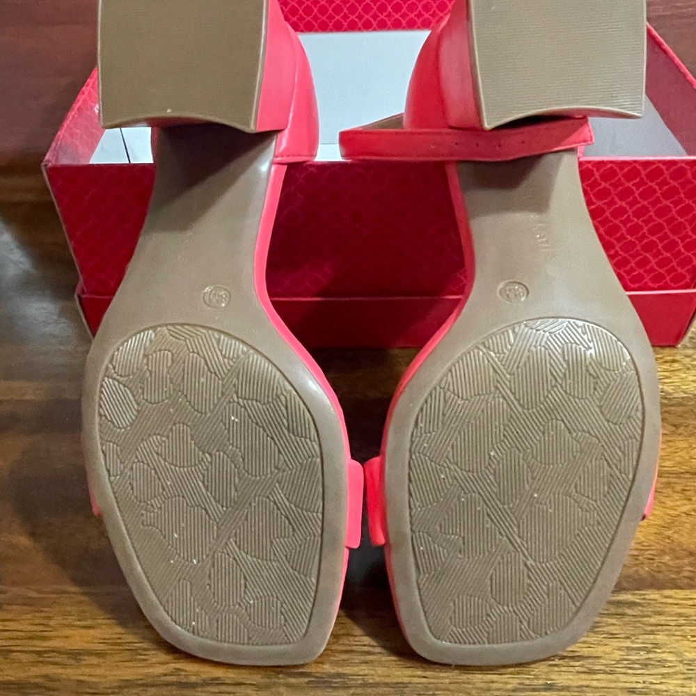 Kelly & Katie block heel sandals. 8M. EUC. - Picture 3 of 10